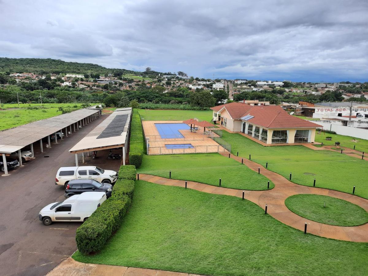 Thile Park Hotel Jatai Bagian luar foto
